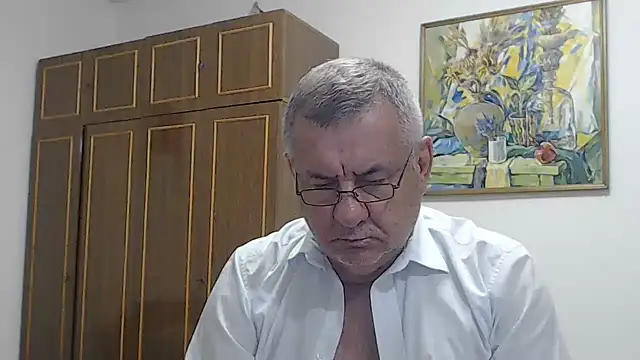 Show modela machomale3 na web-kameri