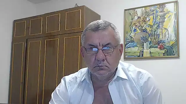 Show modela machomale3 na web-kameri