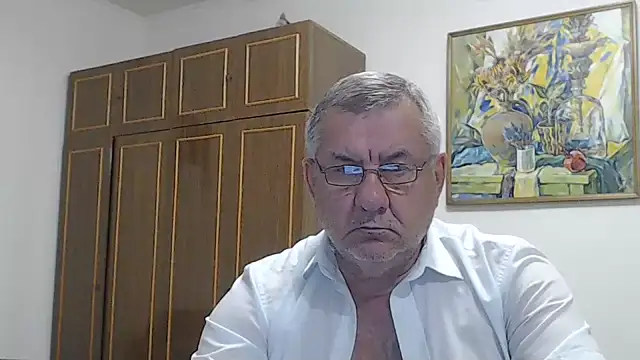 Show modela machomale3 na web-kameri