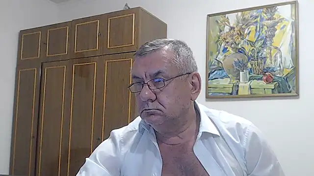 Show modela machomale3 na web-kameri