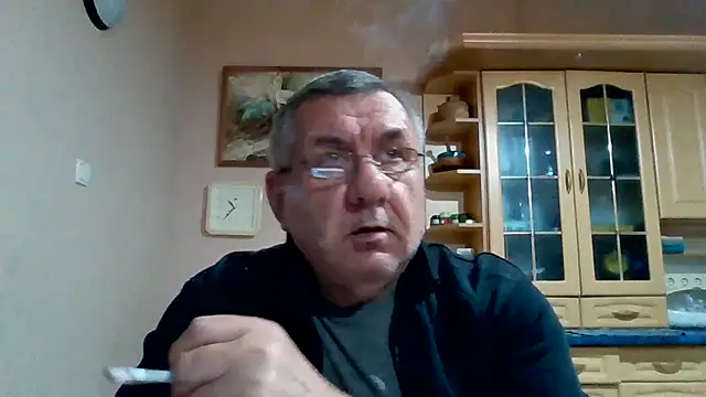 Show modela machomale3 na web-kameri