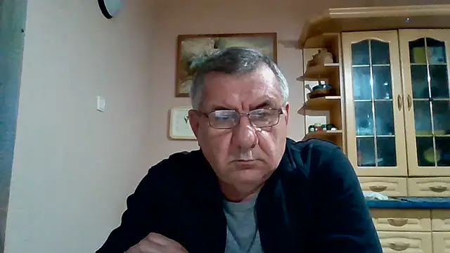 Show modela machomale3 na web-kameri