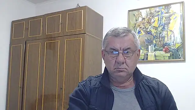 machomale3: διαδικτυακό σόου στην κάμερα
