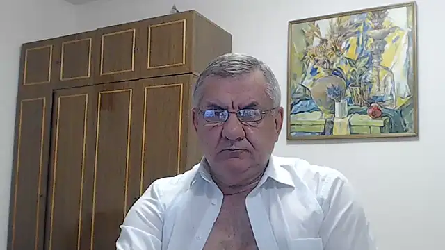Show modela machomale3 na web-kameri