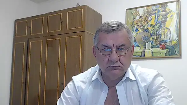 Show modela machomale3 na web-kameri