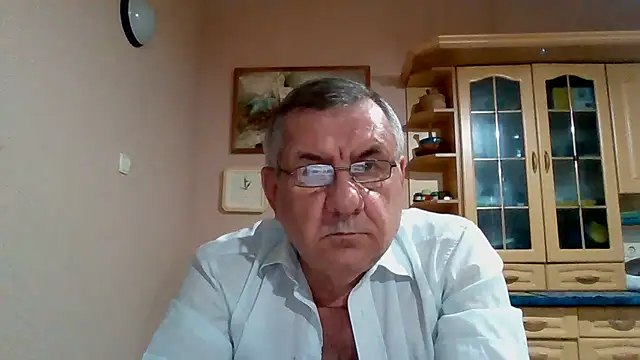 Show modela machomale3 na web-kameri