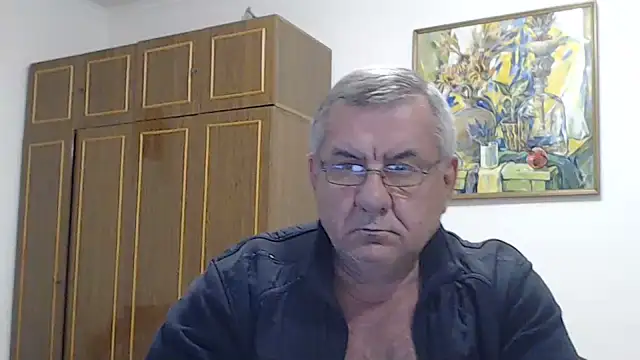 Show modela machomale3 na web-kameri