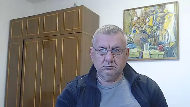 Show modela machomale3 na web-kameri
