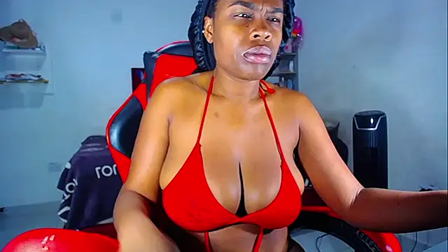 Czat XXX na żywo – DanisaBrown