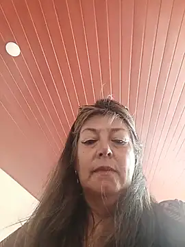 emma_tour webcam show