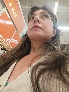 emma_tour – Naživo XXX chat
