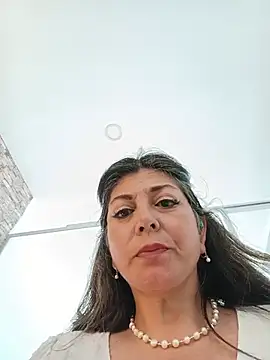 emma_tour Adlı Modelin Web Kamerası Şovu