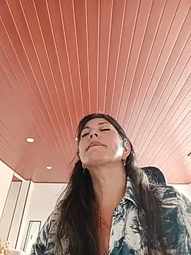 emma_tour: απευθείας συνομιλία ΧΧΧ