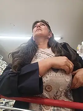 emma_tour – Naživo XXX chat