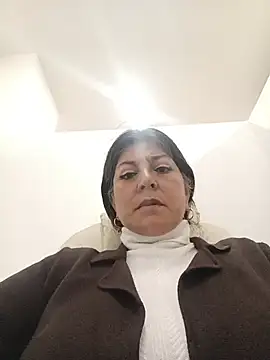 Chatroom XXX en direct de emma_tour