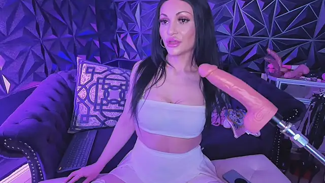 دردشة NatashaxoBangs الجنسية المباشرة