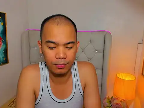AsianZero webkamerás műsora