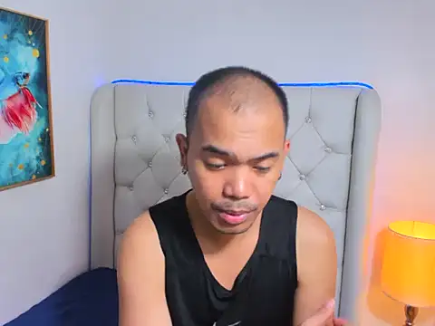 AsianZero Show Webcam
