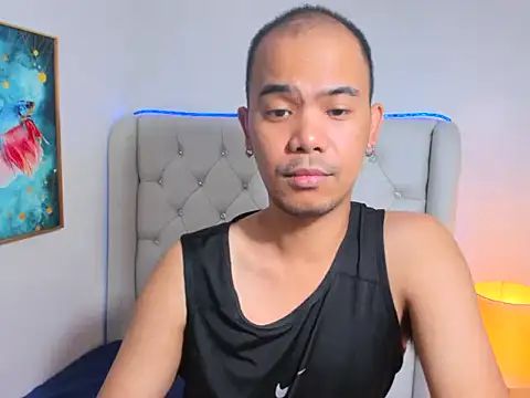 Show modela AsianZero na web-kameri