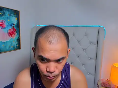 הופעת וובקאם של AsianZero