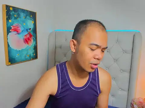AsianZero Webcam show