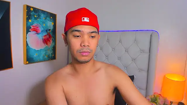 AsianZero Webcamshow