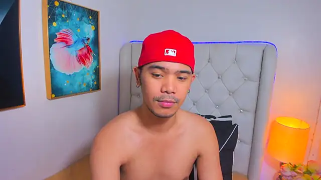 Pokazy przed kamerką – AsianZero