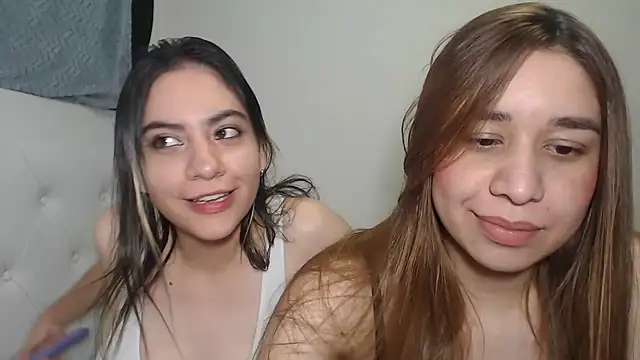 Sofiandwendy live XXX chat