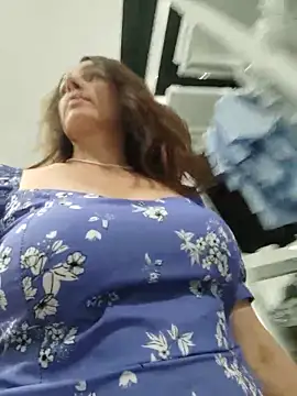 EvaXOAir webcam show