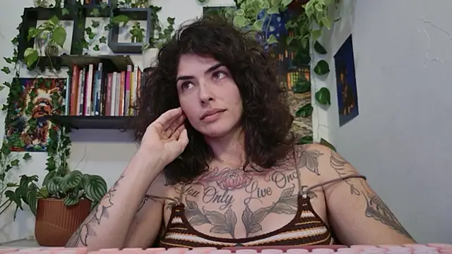 TaliMajesty XXX чат на живо