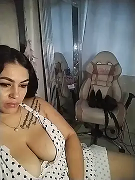 chelaqueen_'s Live XXX Chat