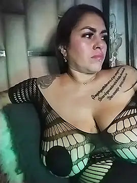chelaqueen_ live XXX chat