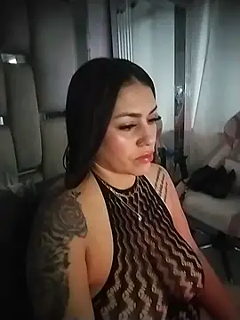 XXX chat uživo modela chelaqueen_