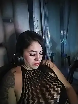 chelaqueen_'s Live XXX Chat