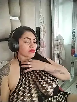 Czat XXX na żywo – chelaqueen_