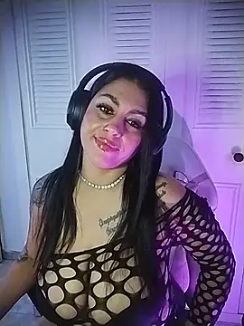 Онлайн чат XXX chelaqueen_