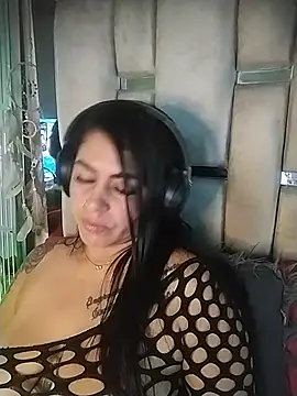 chelaqueen_n Live XXX chat