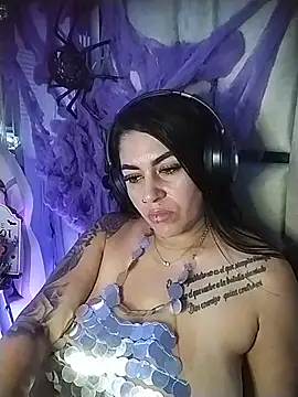 chelaqueen_'s Live XXX Chat
