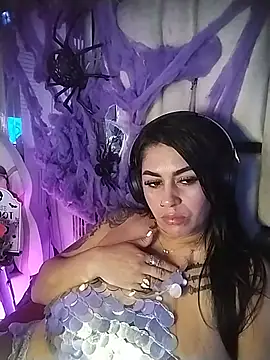 Chat XXX ao vivo de chelaqueen_