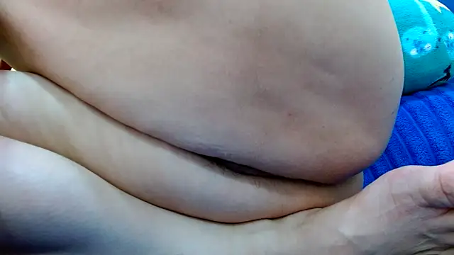 thebesthairypussy2のウェブカメラショー