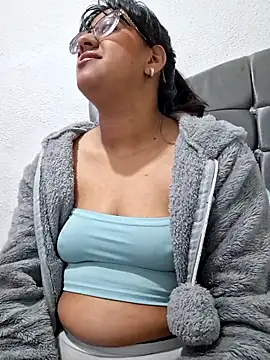 ZaidaWet লাইভ XXX চ্যাট
