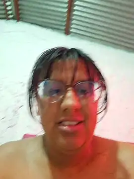 Chat +18 de ZaidaWet ao vivo