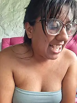 ZaidaWet's Live XXX Chat