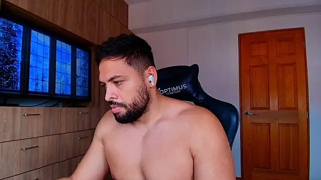 jerome_vcv Show in webcam