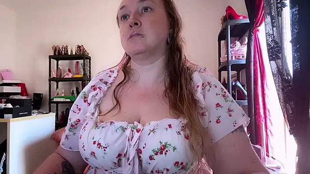 kisicaxx Adlı Modelin Canlı XXX Sohbeti