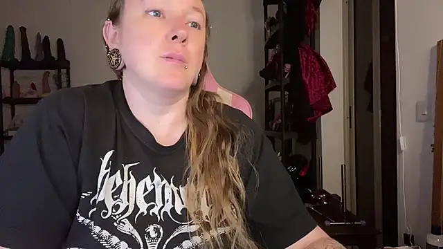 kisicaxx's Webcam Show