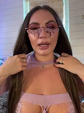 lovely_beast's Webcam Show
