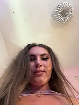 lovely_beast Webcam show