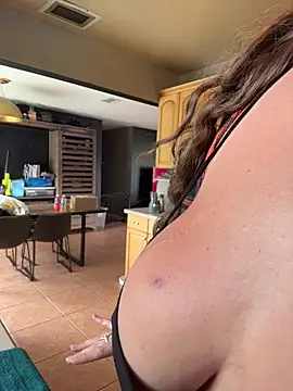 lovely_beast's Webcam Show