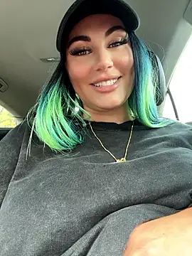 lovely_beast Webcam Show